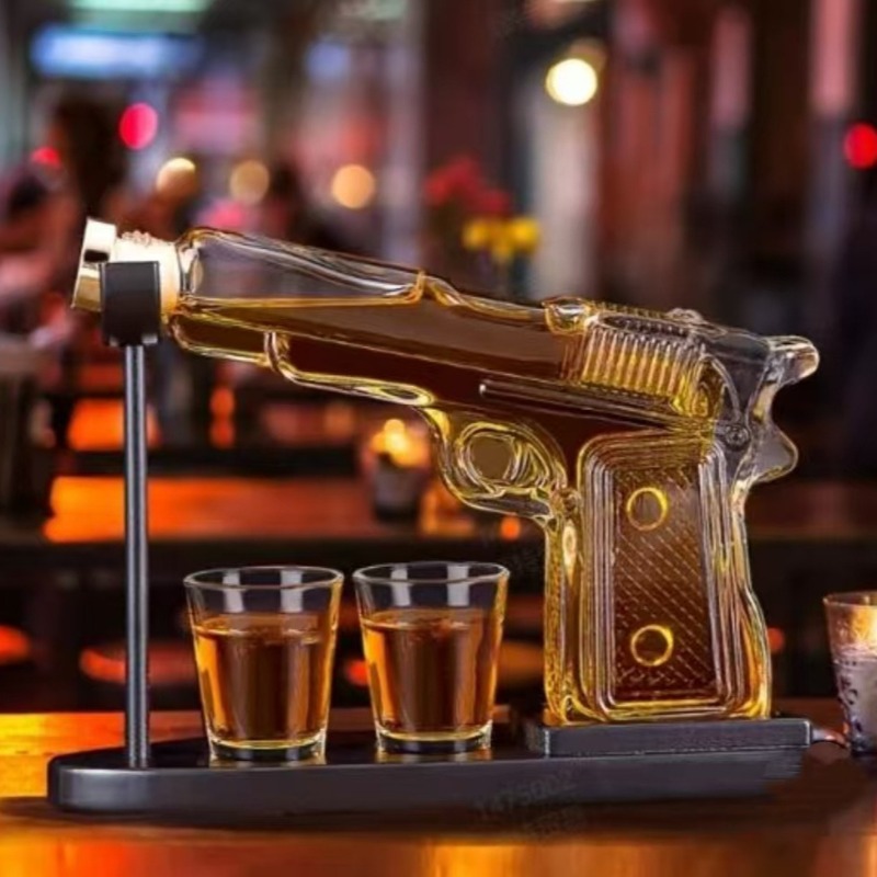Sandhawk Glass Pistol Decanter - Glass Decanter Whiskey recension och pris