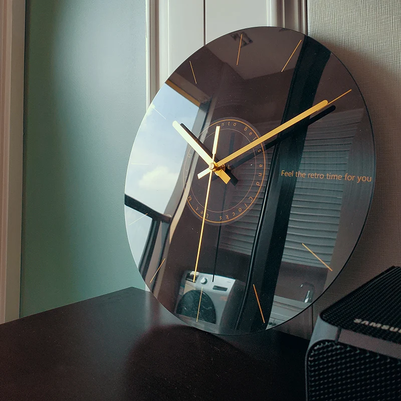 Luxury Silent Wall Clock Livin - Luxury Lifestyle Living recension och pris