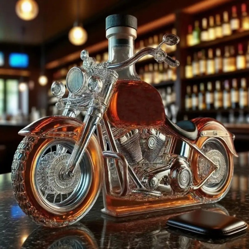 Motorcycle Style Whisky Decant - Glass Decanter Whiskey recension och pris